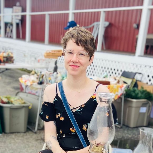 Meet the Posher Other - Meet your Posher, Brenna